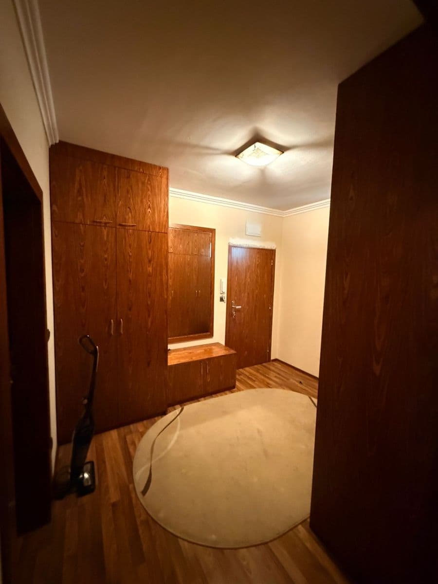 Prodej bytu 3+1 81 m², Volutová, Praha, Praha Prodej bytu 3+1 81 m², Volutová, Praha, Praha