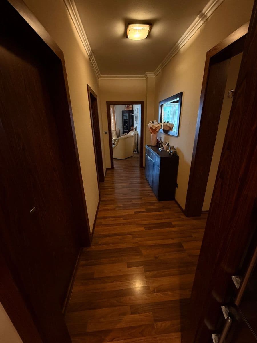 Prodej bytu 3+1 81 m², Volutová, Praha, Praha Prodej bytu 3+1 81 m², Volutová, Praha, Praha