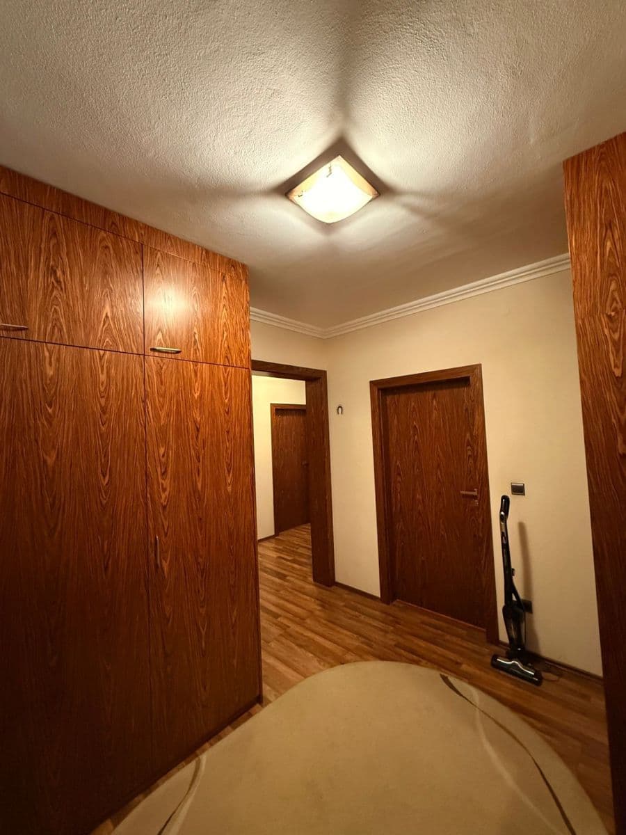 Prodej bytu 3+1 81 m², Volutová, Praha, Praha Prodej bytu 3+1 81 m², Volutová, Praha, Praha