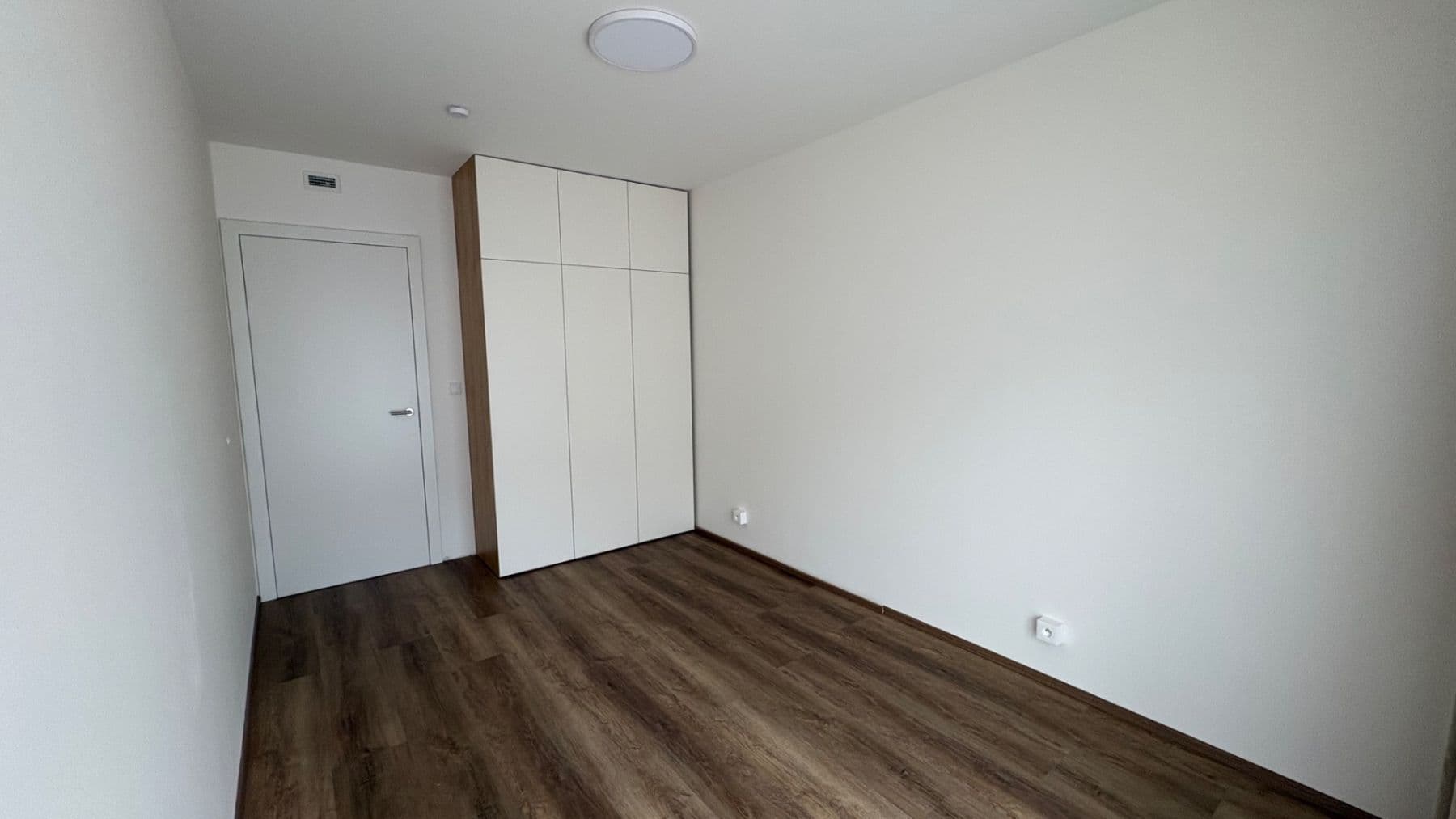 Pronájem bytu 2+kk 55 m², Bystrcká, Brno, Jihomoravský kraj Pronájem bytu 2+kk 55 m², Bystrcká, Brno, Jihomoravský kraj