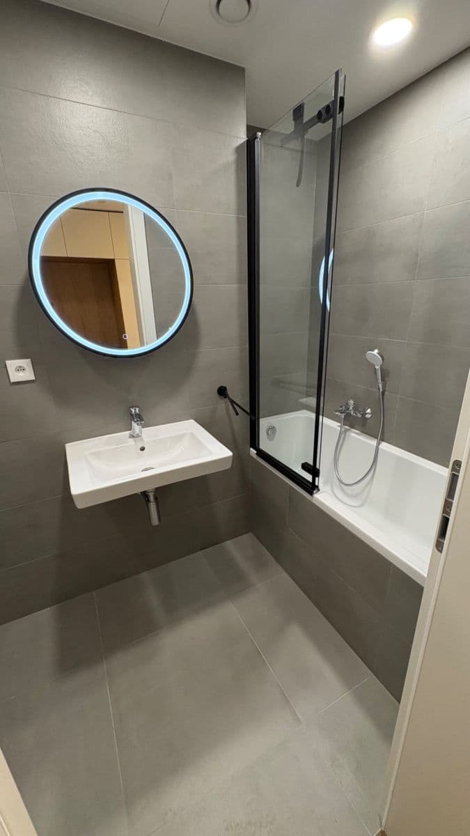 Pronájem bytu 2+kk 55 m², Bystrcká, Brno, Jihomoravský kraj Pronájem bytu 2+kk 55 m², Bystrcká, Brno, Jihomoravský kraj