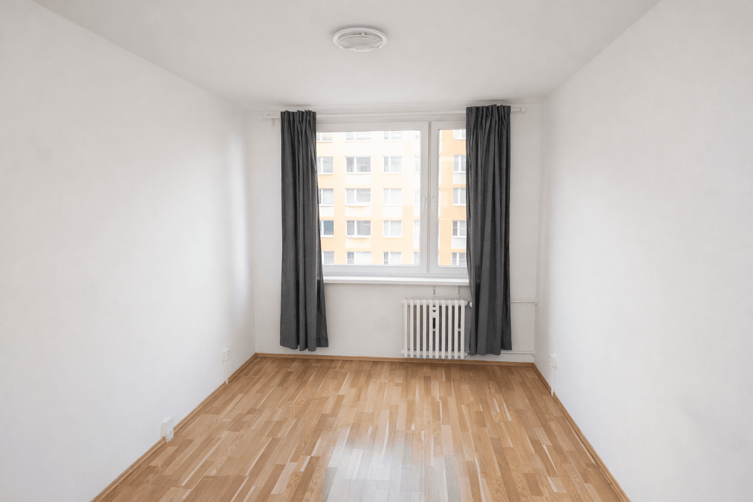 Prodej bytu 3+1 86 m², V Remízku, Praha, Praha Prodej bytu 3+1 86 m², V Remízku, Praha, Praha