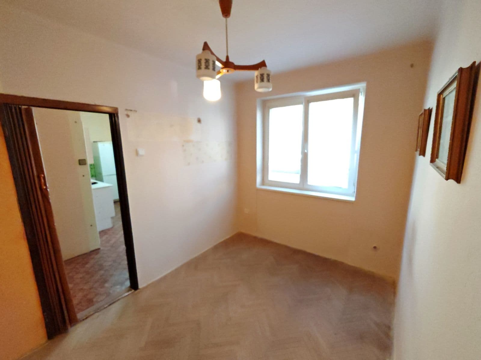 Prodej bytu 3+1 63 m², Nedomická, Všetaty, Středočeský kraj Prodej bytu 3+1 63 m², Nedomická, Všetaty, Středočeský kraj