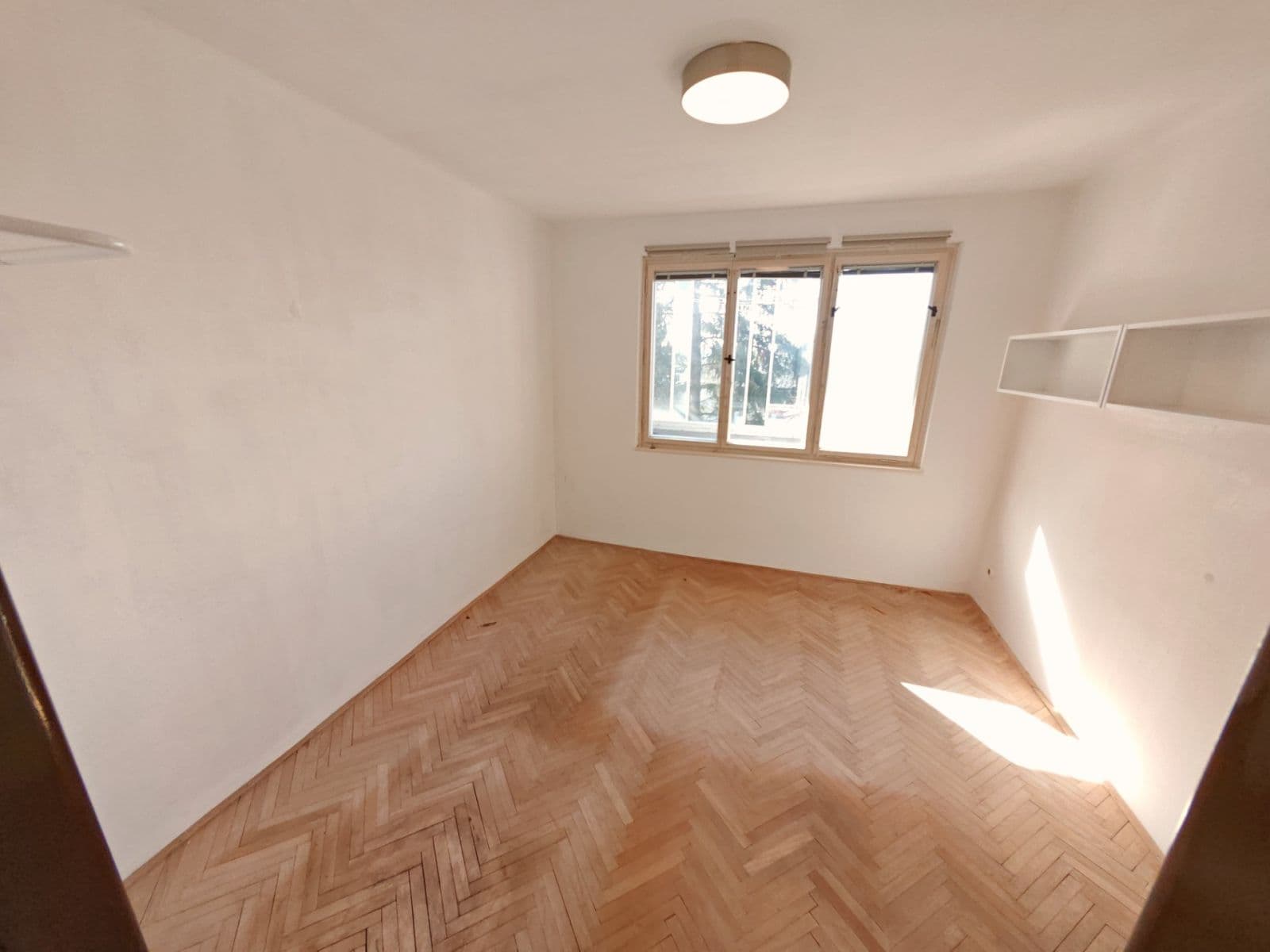 Prodej bytu 3+1 63 m², Nedomická, Všetaty, Středočeský kraj Prodej bytu 3+1 63 m², Nedomická, Všetaty, Středočeský kraj