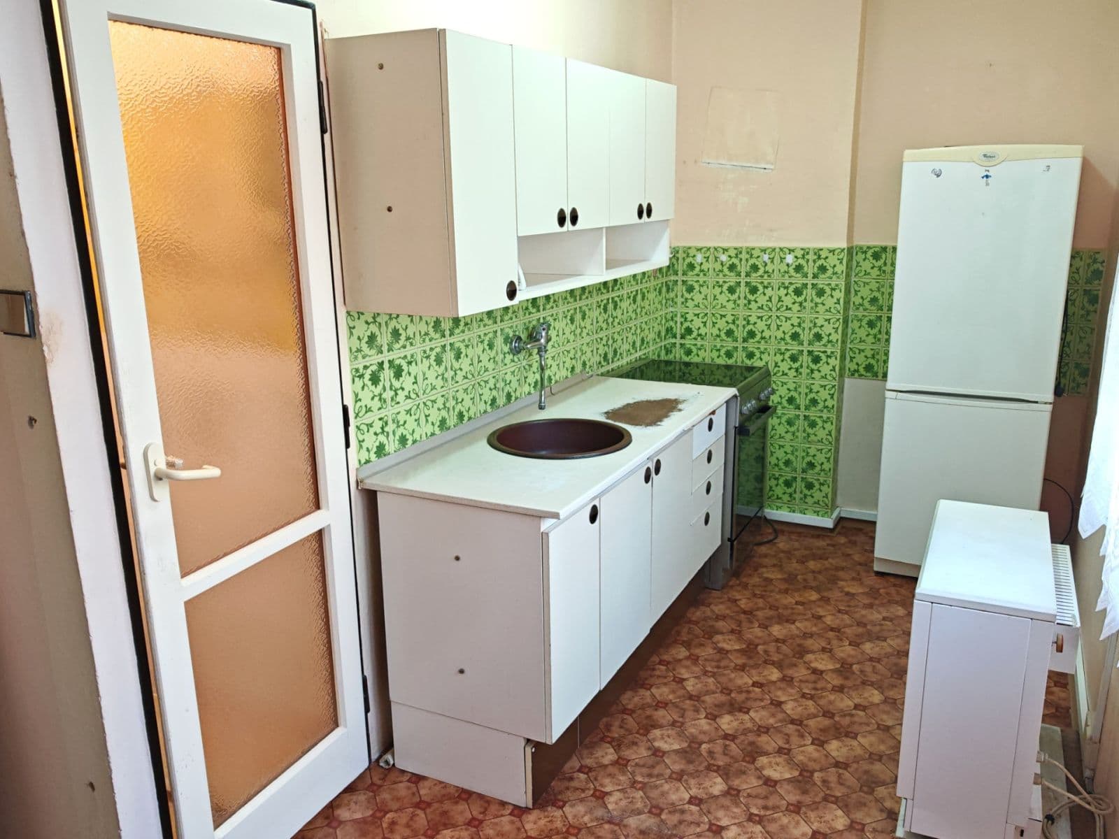 Prodej bytu 3+1 63 m², Nedomická, Všetaty, Středočeský kraj Prodej bytu 3+1 63 m², Nedomická, Všetaty, Středočeský kraj