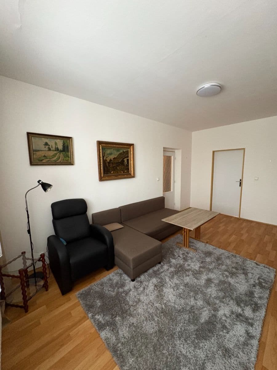 Prodej bytu 2+1 70 m², Franze Kafky, Mariánské Lázně, Karlovarský kraj Prodej bytu 2+1 70 m², Franze Kafky, Mariánské Lázně, Karlovarský kraj