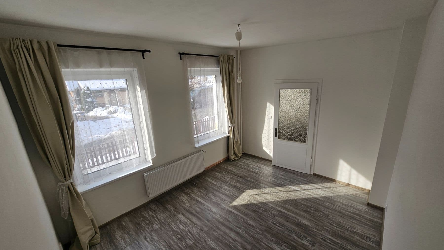 Pronájem bytu 3+1 65 m², Nádražní, Dolní Poustevna, Ústecký kraj Pronájem bytu 3+1 65 m², Nádražní, Dolní Poustevna, Ústecký kraj