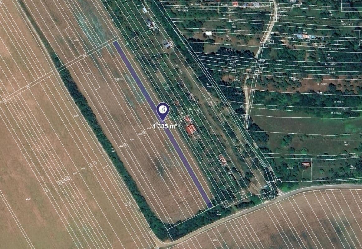 Prodej pozemku 1.335 m², Uherský Brod, Zlínský kraj Prodej pozemku 1.335 m², Uherský Brod, Zlínský kraj