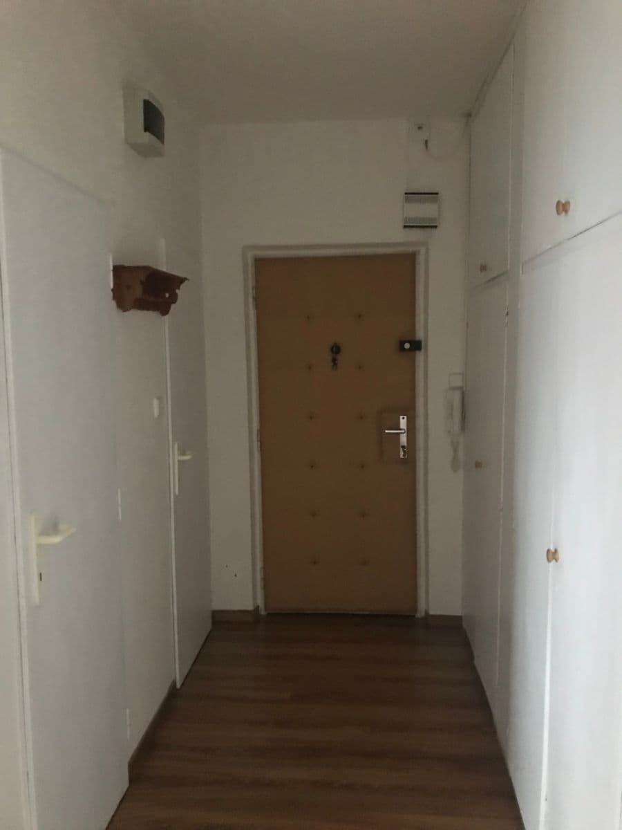 Pronájem bytu 2+1 55 m², Dřevnická, Zlín, Zlínský kraj Pronájem bytu 2+1 55 m², Dřevnická, Zlín, Zlínský kraj