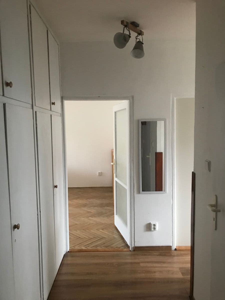 Pronájem bytu 2+1 55 m², Dřevnická, Zlín, Zlínský kraj Pronájem bytu 2+1 55 m², Dřevnická, Zlín, Zlínský kraj