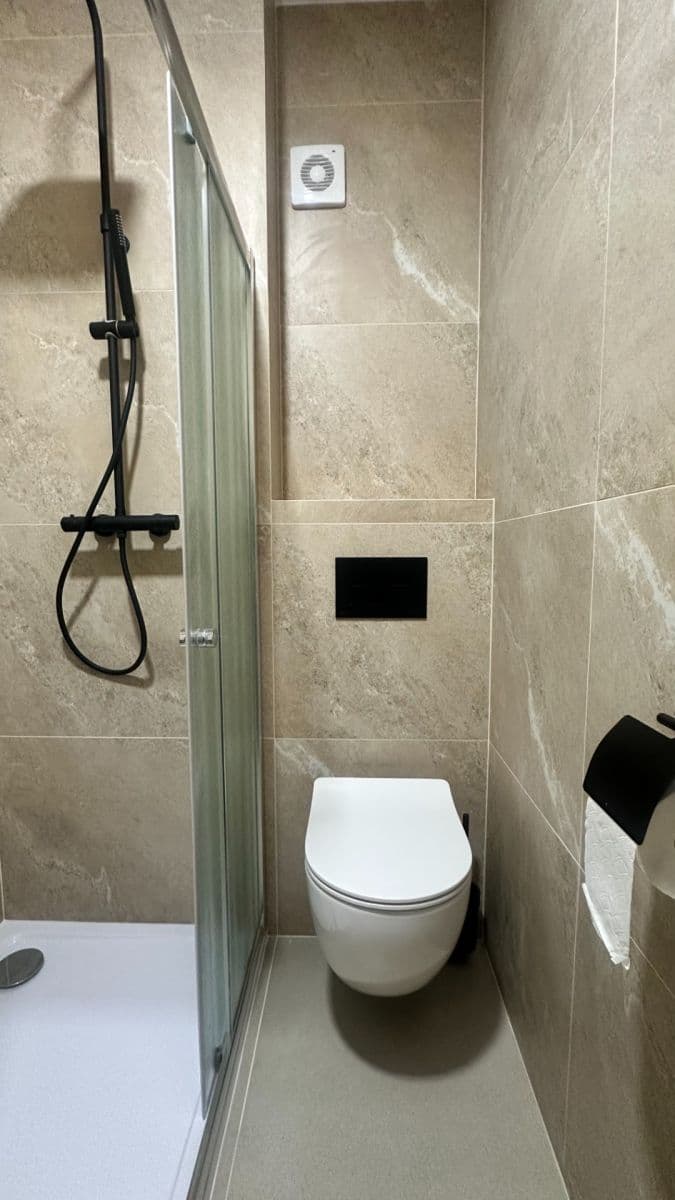 Prodej bytu 1+kk 29 m², Kolbenova, Praha, Praha Prodej bytu 1+kk 29 m², Kolbenova, Praha, Praha