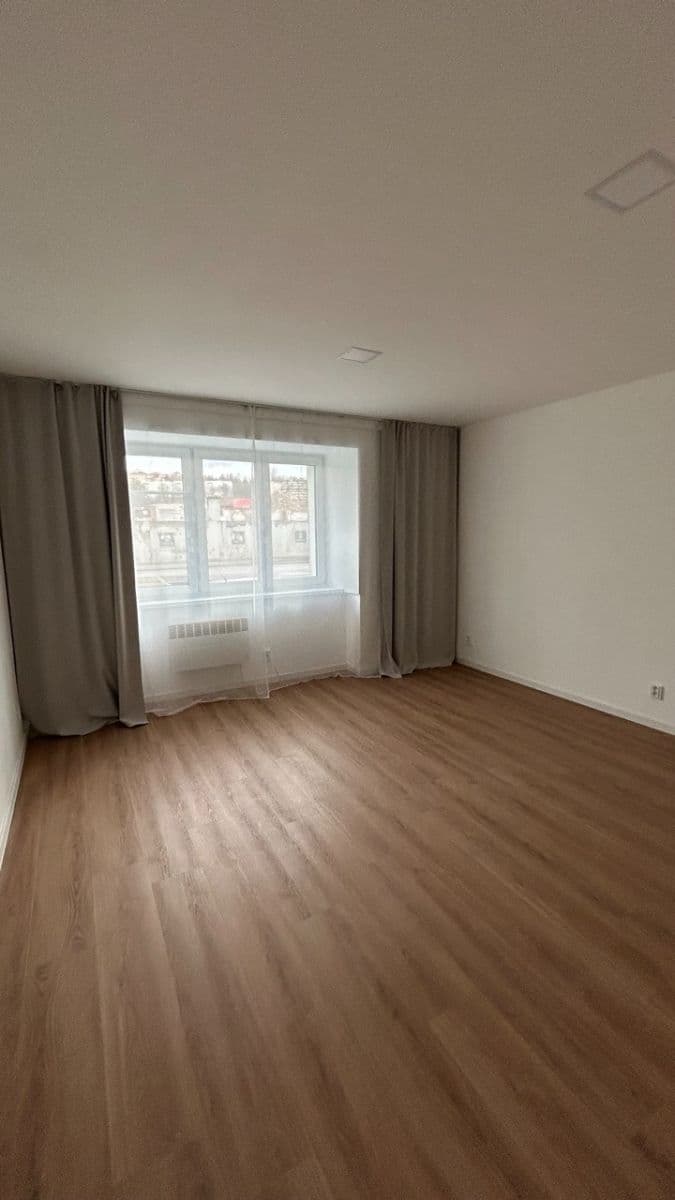 Prodej bytu 1+kk 29 m², Kolbenova, Praha, Praha Prodej bytu 1+kk 29 m², Kolbenova, Praha, Praha