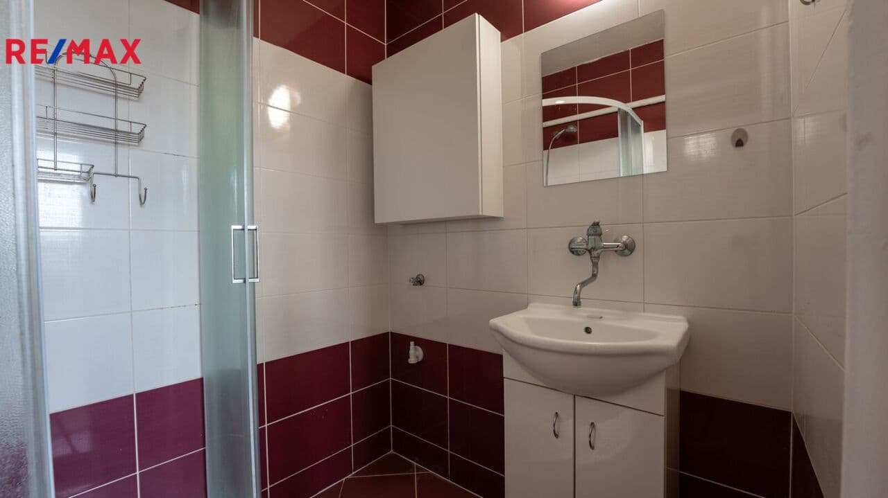 Pronájem bytu 2+1 56 m², Maxima Gorkého, Vyškov, Jihomoravský kraj Pronájem bytu 2+1 56 m², Maxima Gorkého, Vyškov, Jihomoravský kraj