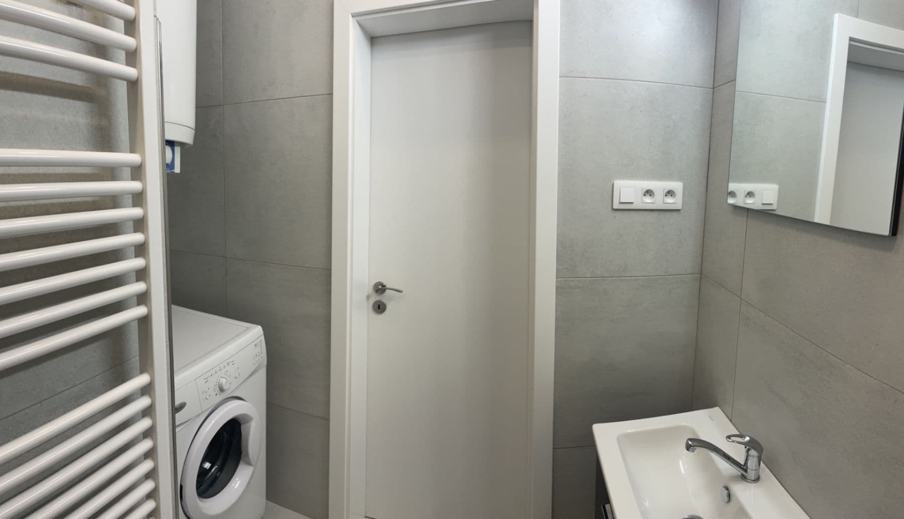 Pronájem bytu 2+kk 44 m², Jírovcova, České Budějovice, Jihočeský kraj Pronájem bytu 2+kk 44 m², Jírovcova, České Budějovice, Jihočeský kraj