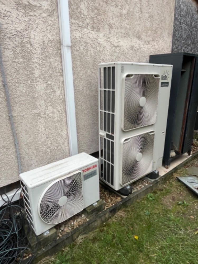 Prodej domu 224 m², pozemek 3.084 m², Dyje, Jihomoravský kraj Prodej domu 224 m², pozemek 3.084 m², Dyje, Jihomoravský kraj