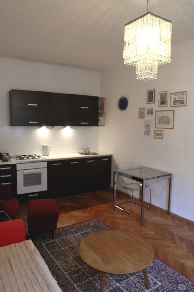 Pronájem bytu 2+kk 43 m², Holandská, Praha, Praha Pronájem bytu 2+kk 43 m², Holandská, Praha, Praha