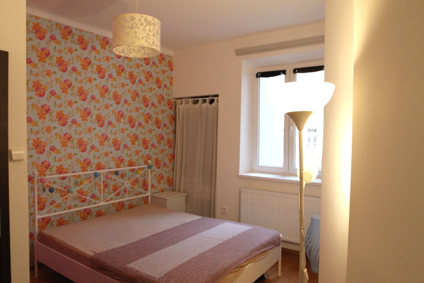 Pronájem bytu 2+kk 43 m², Holandská, Praha, Praha Pronájem bytu 2+kk 43 m², Holandská, Praha, Praha