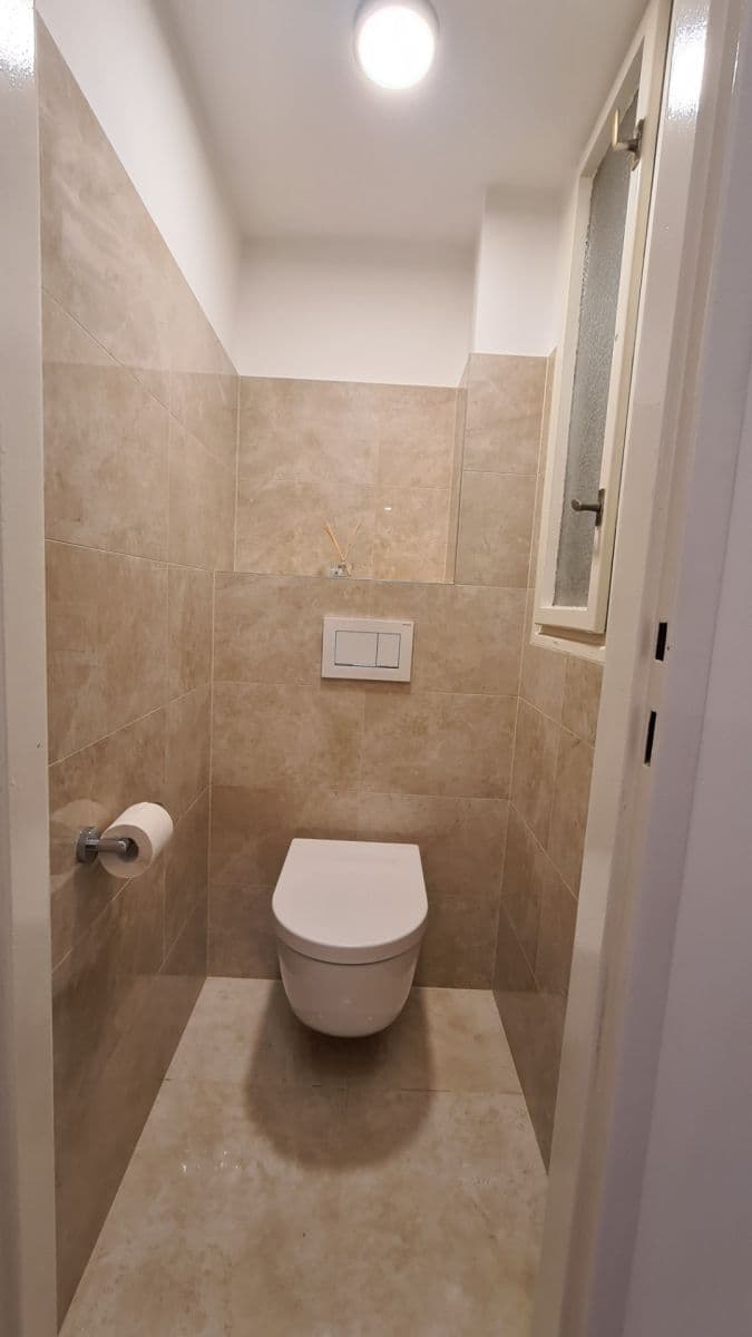 Pronájem bytu 2+kk 45 m², Vrázova, Praha, Praha Pronájem bytu 2+kk 45 m², Vrázova, Praha, Praha