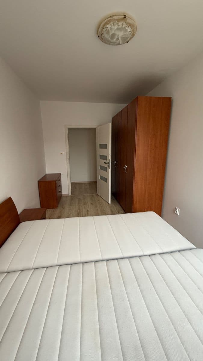 Pronájem bytu 3+1 80 m², Nobelova, Nové Mesto, Bratislavský kraj Pronájem bytu 3+1 80 m², Nobelova, Nové Mesto, Bratislavský kraj
