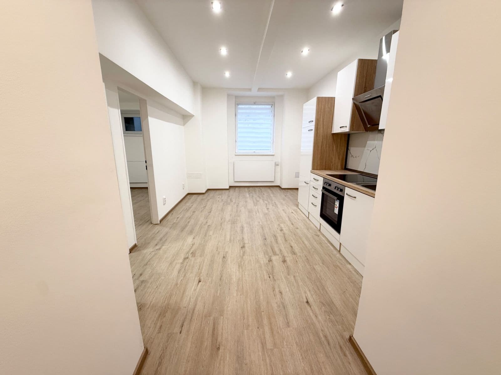 Prodej bytu 2+kk 31 m², Žerotínova, Praha, Praha Prodej bytu 2+kk 31 m², Žerotínova, Praha, Praha