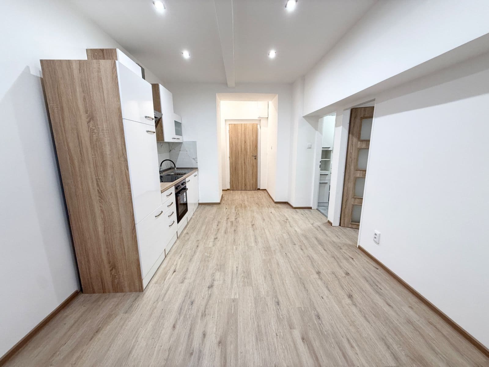 Prodej bytu 2+kk 31 m², Žerotínova, Praha, Praha Prodej bytu 2+kk 31 m², Žerotínova, Praha, Praha
