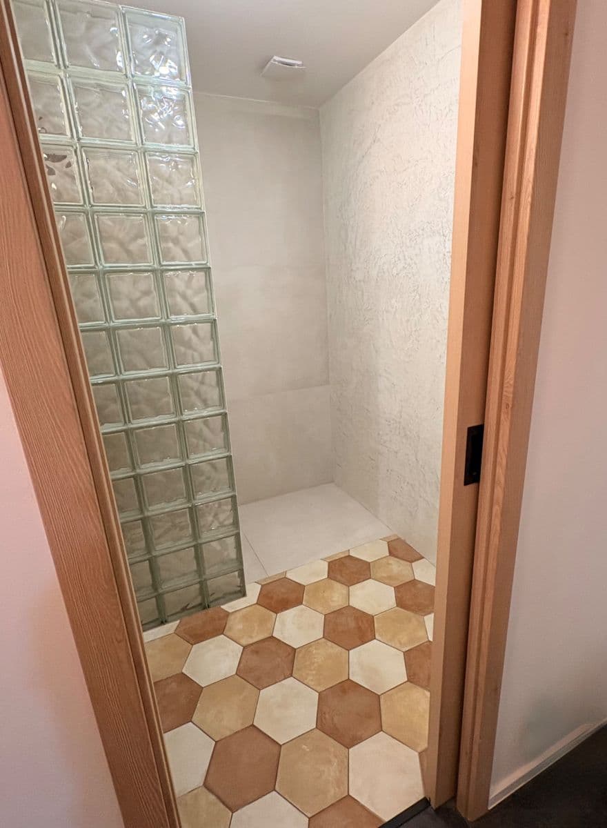 Pronájem bytu 2+1 55 m², Kremličkova, Praha, Praha Pronájem bytu 2+1 55 m², Kremličkova, Praha, Praha