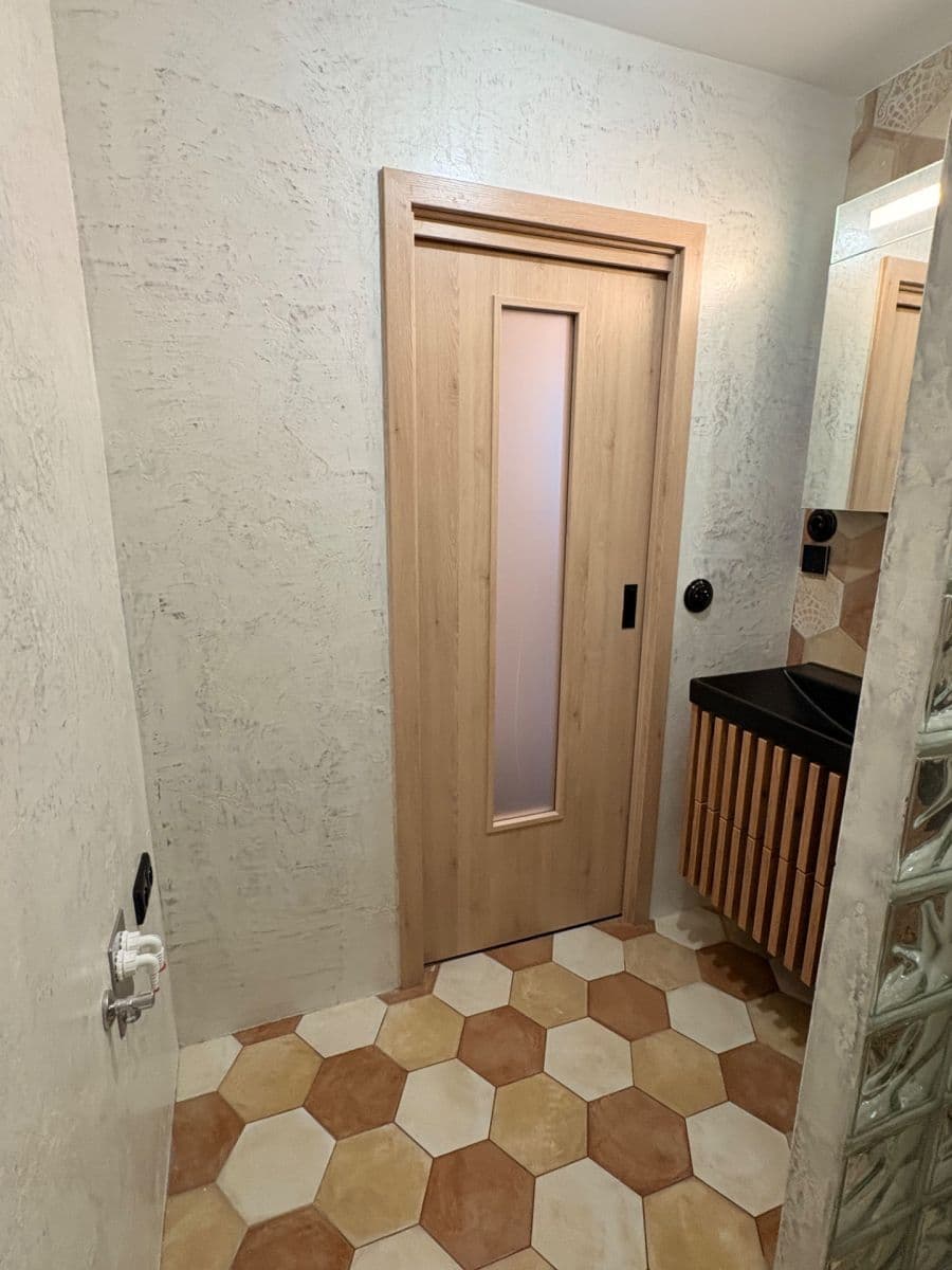 Pronájem bytu 2+1 55 m², Kremličkova, Praha, Praha Pronájem bytu 2+1 55 m², Kremličkova, Praha, Praha