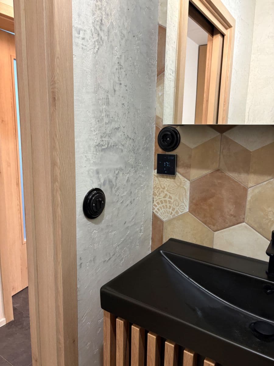 Pronájem bytu 2+1 55 m², Kremličkova, Praha, Praha Pronájem bytu 2+1 55 m², Kremličkova, Praha, Praha