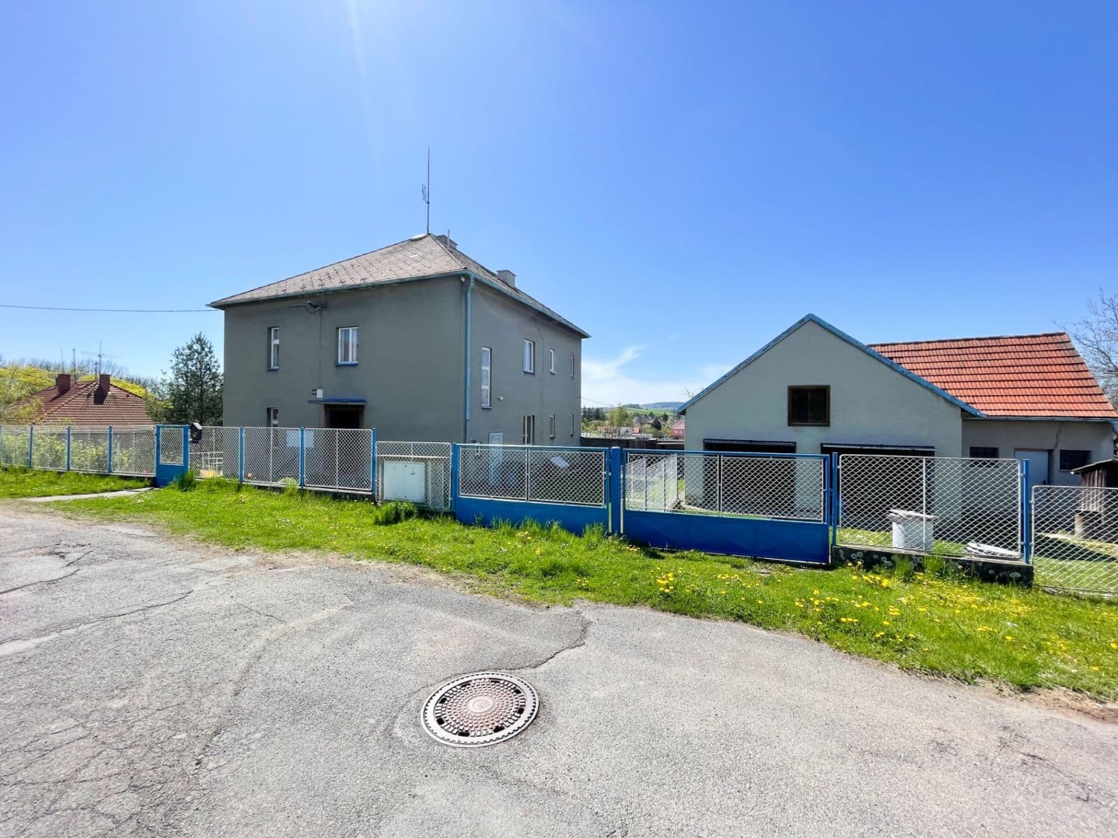 Pronájem pozemku 1.402 m², Na Odboji, Březnice, Středočeský kraj Pronájem pozemku 1.402 m², Na Odboji, Březnice, Středočeský kraj