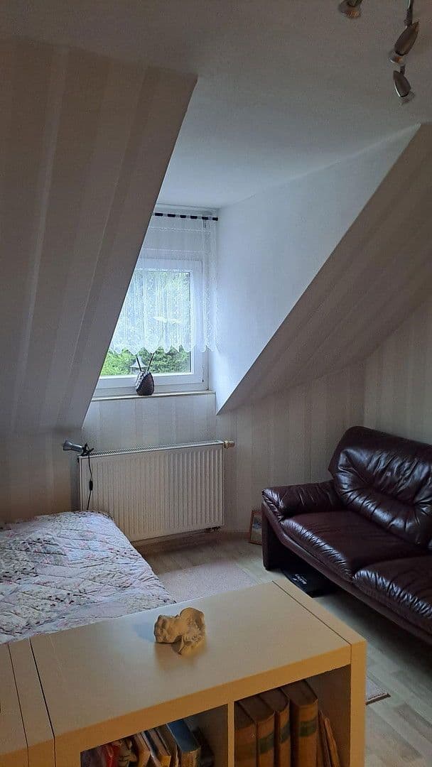 Prodej domu 211 m², pozemek 311 m², Freyburger Allee 16, Nierstein, Porýní-Falc Prodej domu 211 m², pozemek 311 m², Freyburger Allee 16, Nierstein, Porýní-Falc