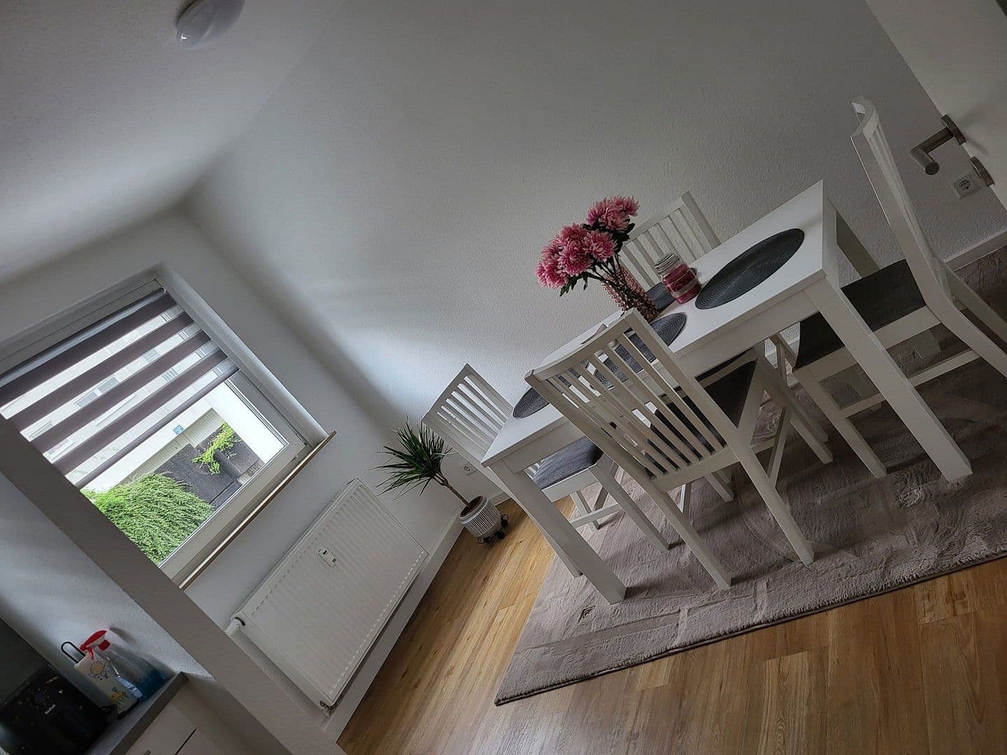 Pronájem bytu 2+1 60 m², Fischertal 34, Wuppertal, Severní Porýní-Vestfálsko Pronájem bytu 2+1 60 m², Fischertal 34, Wuppertal, Severní Porýní-Vestfálsko