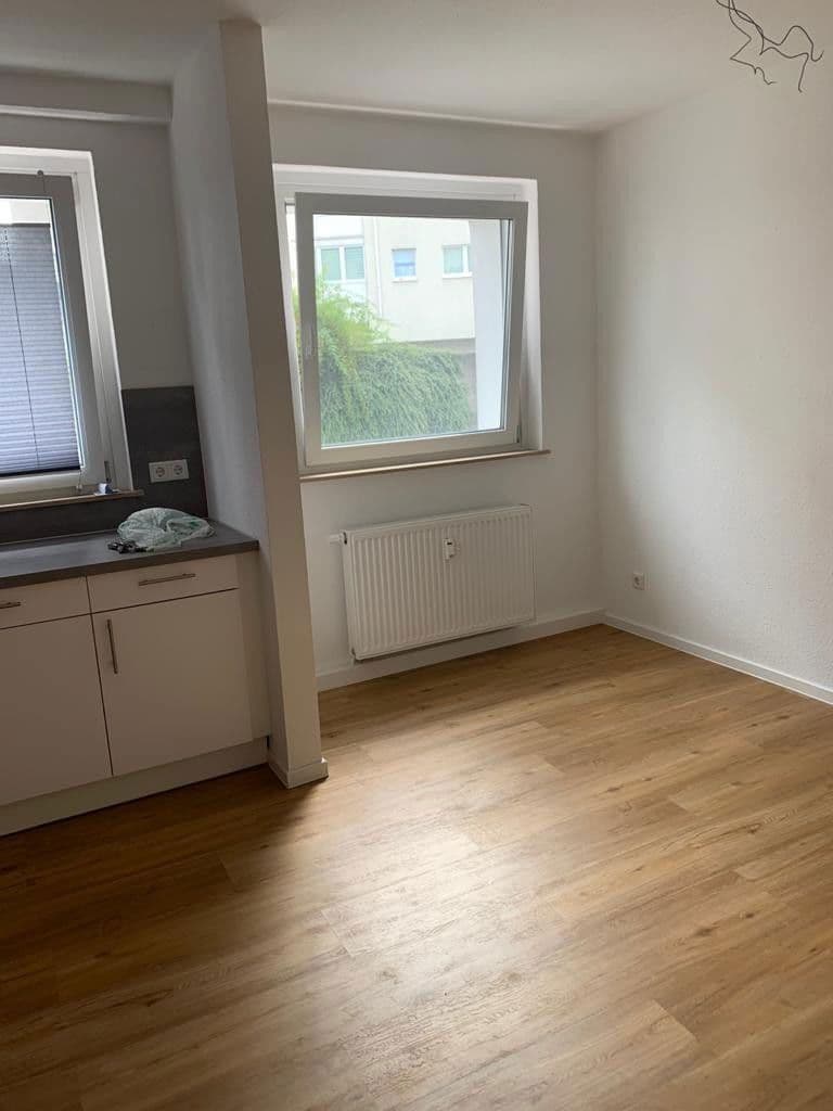 Pronájem bytu 2+1 60 m², Fischertal 34, Wuppertal, Severní Porýní-Vestfálsko Pronájem bytu 2+1 60 m², Fischertal 34, Wuppertal, Severní Porýní-Vestfálsko
