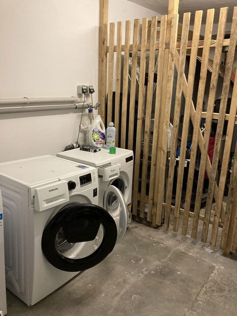 Pronájem bytu 2+1 60 m², Fischertal 34, Wuppertal, Severní Porýní-Vestfálsko Pronájem bytu 2+1 60 m², Fischertal 34, Wuppertal, Severní Porýní-Vestfálsko