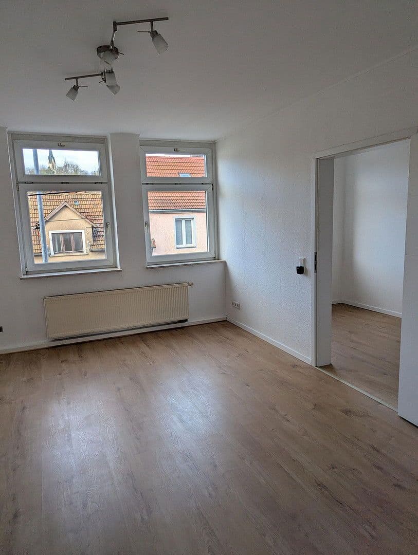 Pronájem bytu 2+1 37 m², Bischlebener Str. 1, Erfurt-Hochheim, Durynsko Pronájem bytu 2+1 37 m², Bischlebener Str. 1, Erfurt-Hochheim, Durynsko