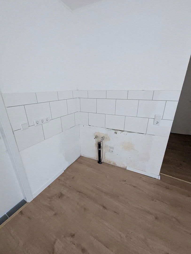 Pronájem bytu 2+1 49 m², Bischlebener Str. 1, Erfurt-Hochheim, Durynsko Pronájem bytu 2+1 49 m², Bischlebener Str. 1, Erfurt-Hochheim, Durynsko