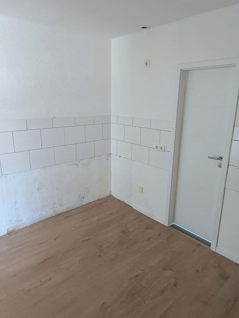 Pronájem bytu 2+1 49 m², Bischlebener Str. 1, Erfurt-Hochheim, Durynsko Pronájem bytu 2+1 49 m², Bischlebener Str. 1, Erfurt-Hochheim, Durynsko