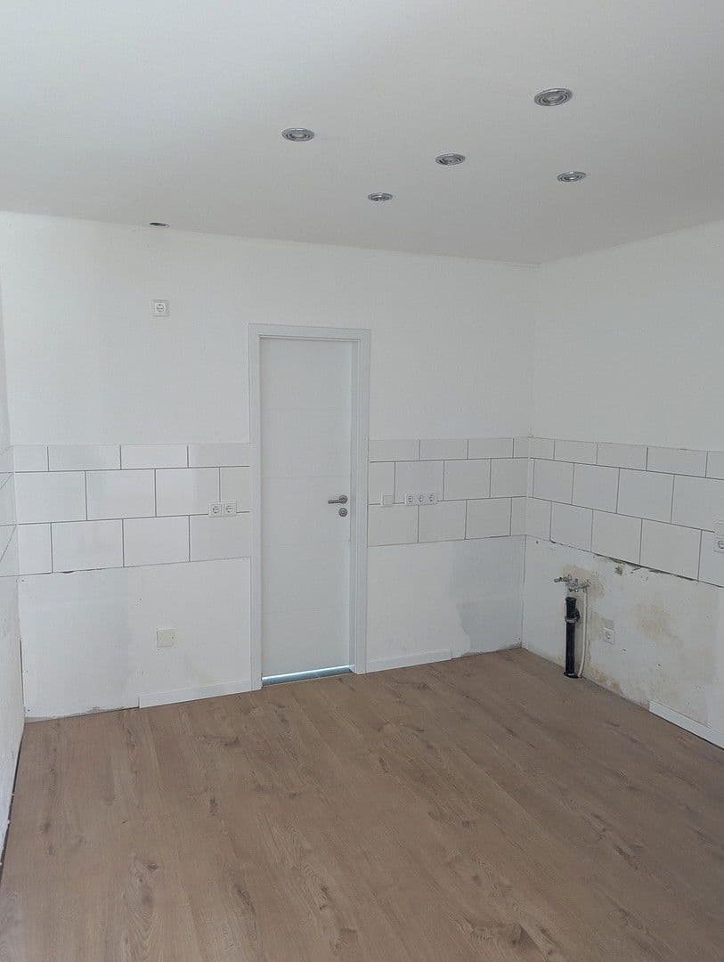 Pronájem bytu 2+1 49 m², Bischlebener Str. 1, Erfurt-Hochheim, Durynsko Pronájem bytu 2+1 49 m², Bischlebener Str. 1, Erfurt-Hochheim, Durynsko