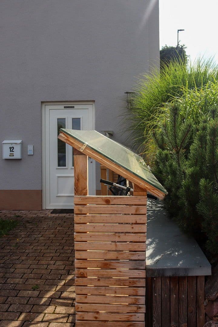 Prodej domu 152 m², pozemek 377 m², Untere Ebenung 12, Mömbris, Bavorsko Prodej domu 152 m², pozemek 377 m², Untere Ebenung 12, Mömbris, Bavorsko