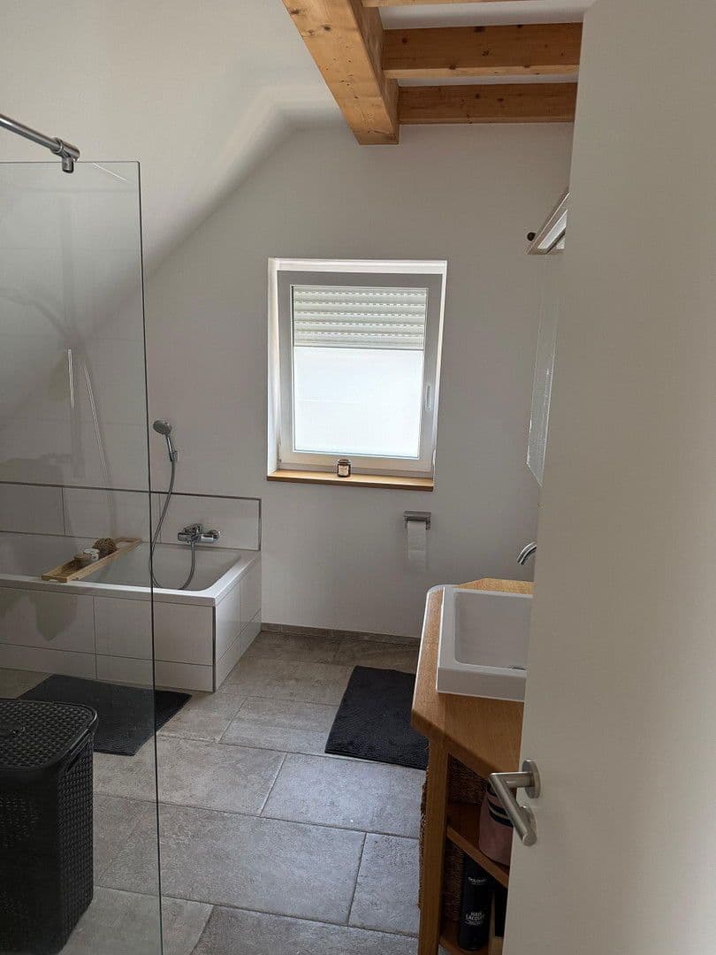 Prodej domu 152 m², pozemek 377 m², Untere Ebenung 12, Mömbris, Bavorsko Prodej domu 152 m², pozemek 377 m², Untere Ebenung 12, Mömbris, Bavorsko