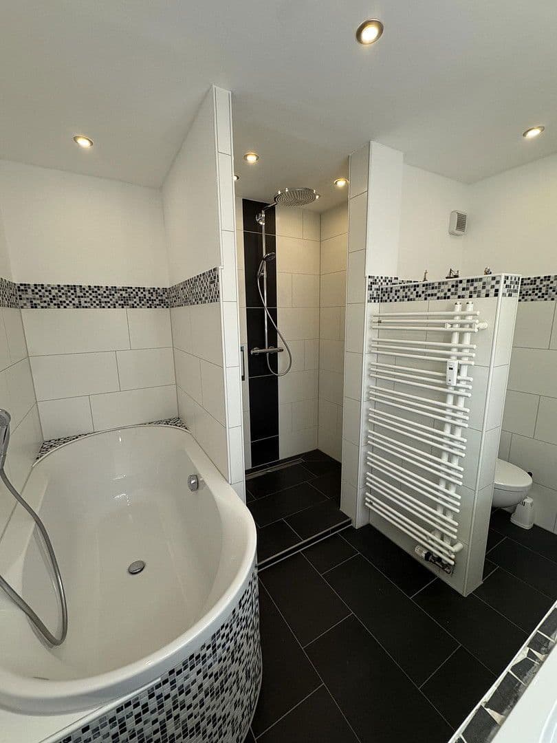 Prodej bytu 3+1 81 m², Böblingen, Bádensko-Württembersko Prodej bytu 3+1 81 m², Böblingen, Bádensko-Württembersko