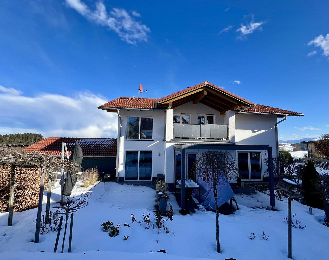 Prodej domu 170 m², pozemek 673 m², Schwändlesteig 24, Oy-Mittelberg, Bavorsko Prodej domu 170 m², pozemek 673 m², Schwändlesteig 24, Oy-Mittelberg, Bavorsko