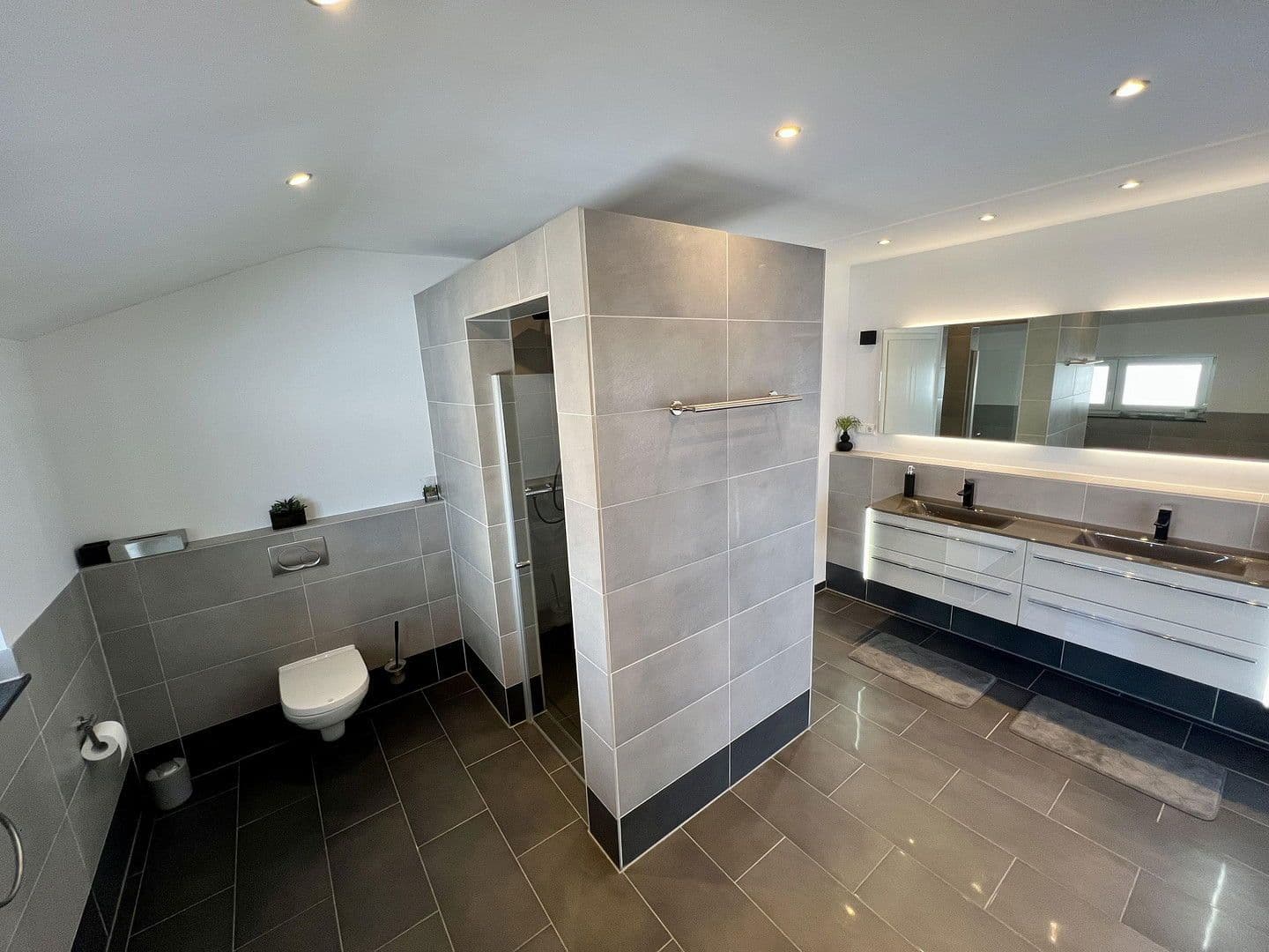 Prodej domu 170 m², pozemek 673 m², Schwändlesteig 24, Oy-Mittelberg, Bavorsko Prodej domu 170 m², pozemek 673 m², Schwändlesteig 24, Oy-Mittelberg, Bavorsko