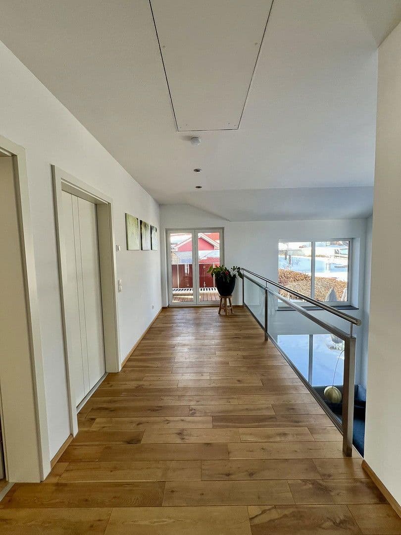 Prodej domu 170 m², pozemek 673 m², Schwändlesteig 24, Oy-Mittelberg, Bavorsko Prodej domu 170 m², pozemek 673 m², Schwändlesteig 24, Oy-Mittelberg, Bavorsko