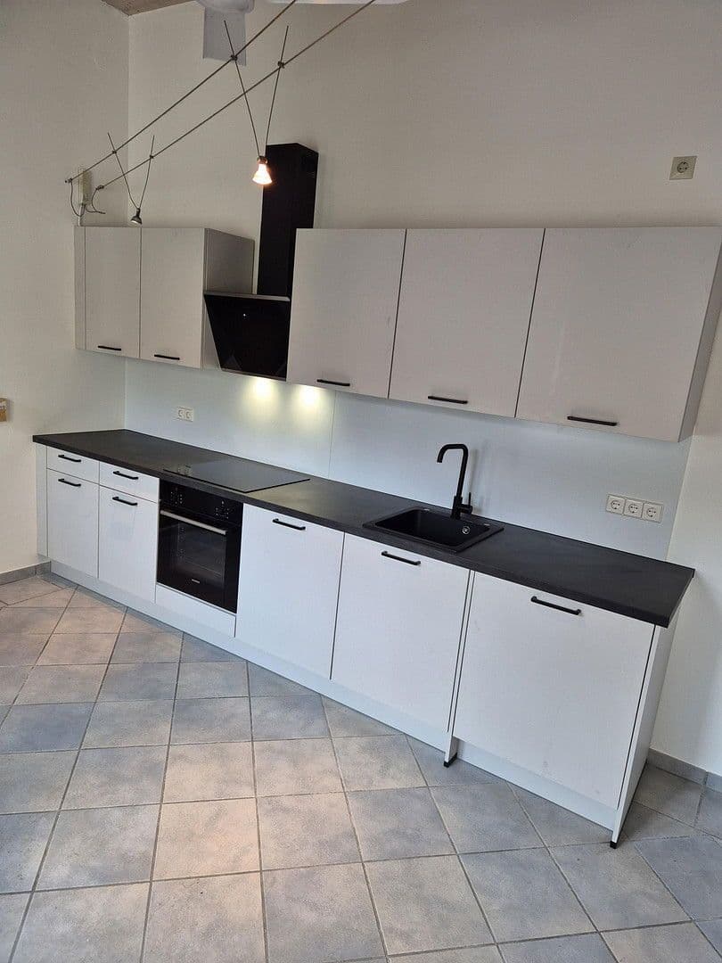 Pronájem bytu 5+1 168 m², Friedrichstr. 15, Bretten, Bádensko-Württembersko Pronájem bytu 5+1 168 m², Friedrichstr. 15, Bretten, Bádensko-Württembersko