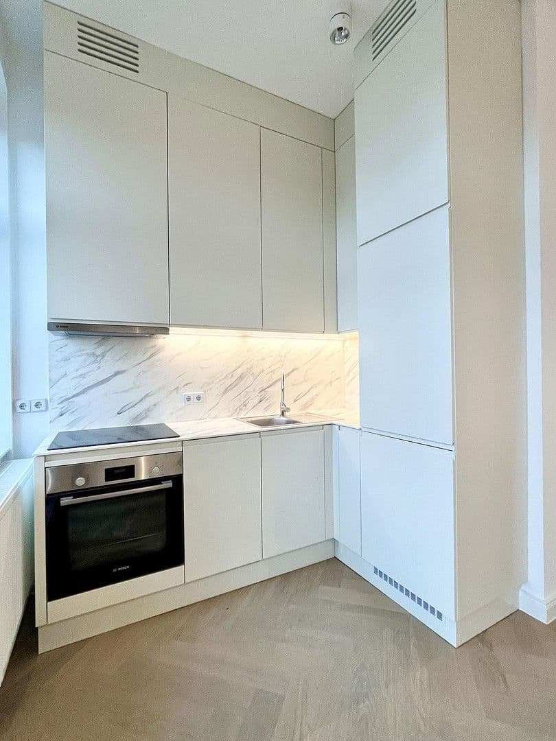 Pronájem bytu 2+1 50 m², Schöneberger Str. 9, Berlin, Berlín Pronájem bytu 2+1 50 m², Schöneberger Str. 9, Berlin, Berlín