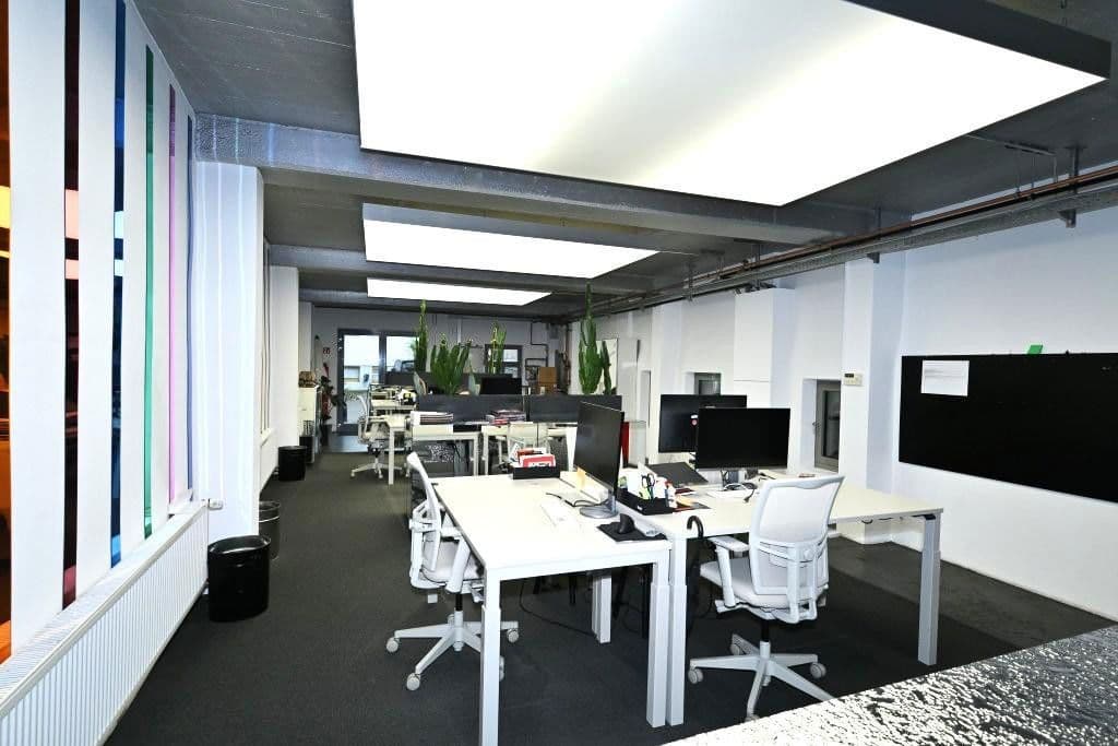 Pronájem kanceláře 190 m², Rotenbergstr.39, Stuttgart, Bádensko-Württembersko Pronájem kanceláře 190 m², Rotenbergstr.39, Stuttgart, Bádensko-Württembersko