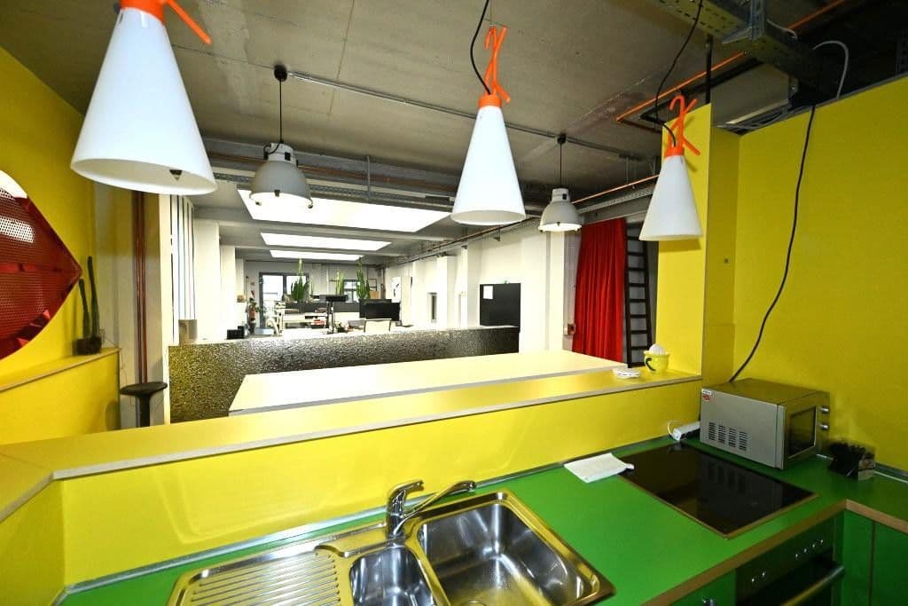 Pronájem kanceláře 190 m², Rotenbergstr.39, Stuttgart, Bádensko-Württembersko Pronájem kanceláře 190 m², Rotenbergstr.39, Stuttgart, Bádensko-Württembersko