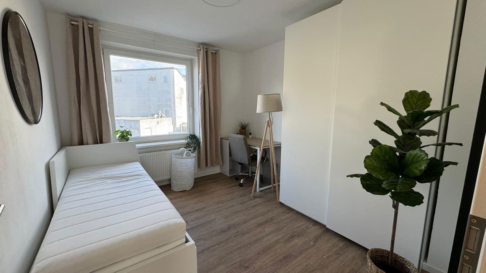 Pronájem bytu 1+1 12 m², Braunschweig, Dolní Sasko Pronájem bytu 1+1 12 m², Braunschweig, Dolní Sasko