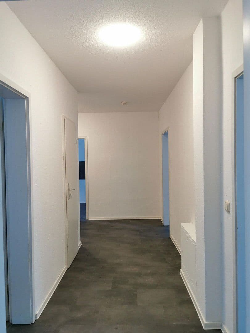 Pronájem bytu 3+1 93 m², Georg Büchnerstr., Gera, Durynsko Pronájem bytu 3+1 93 m², Georg Büchnerstr., Gera, Durynsko