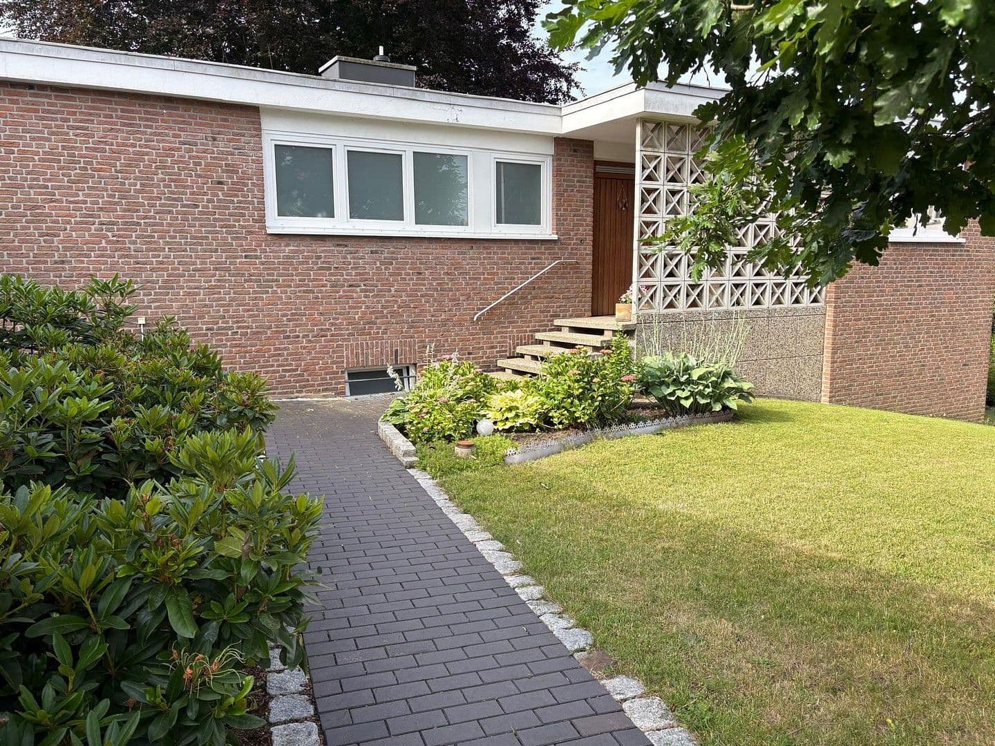 Prodej domu 235 m², pozemek 1.194 m², Obernkirchen, Dolní Sasko Prodej domu 235 m², pozemek 1.194 m², Obernkirchen, Dolní Sasko